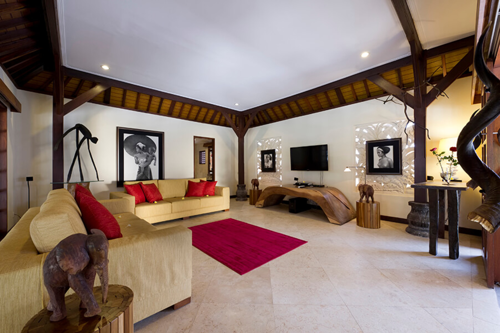 Escape to Bali Villa – Ubud’s Premier Sanctuary 1000