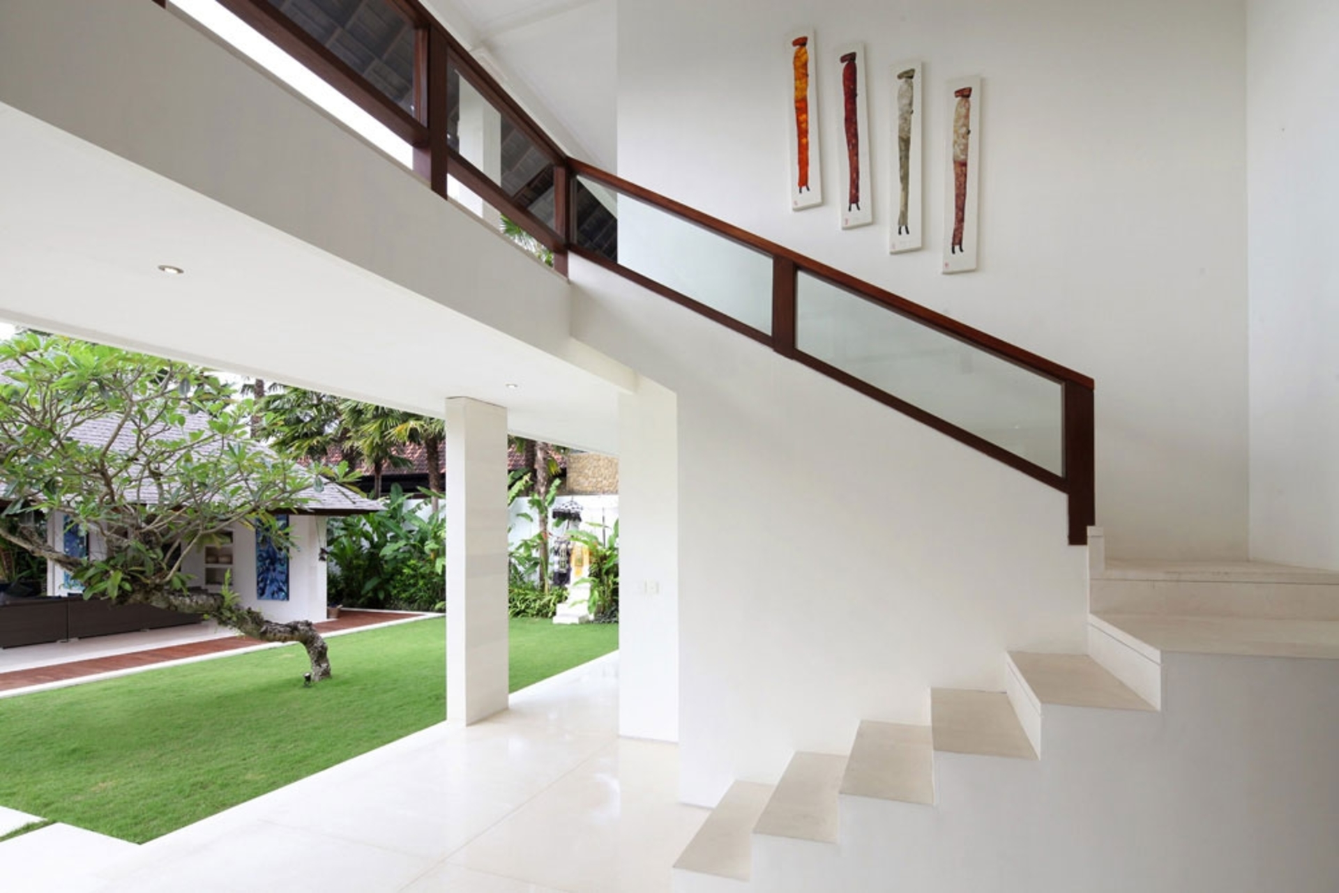 Escape to Your Dream Villa in Canggu’s Exclusive Oasis 1000