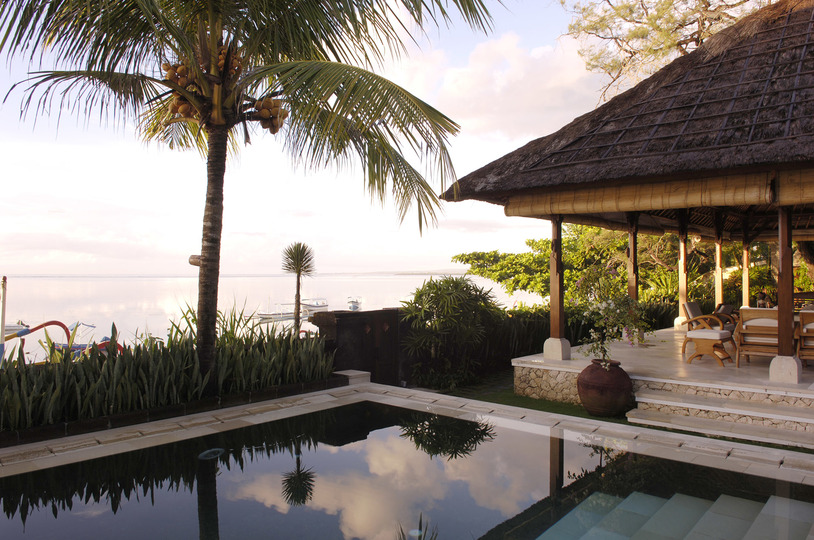 Bali Villa 1005: A Beautiful Sanctuary by the Sea