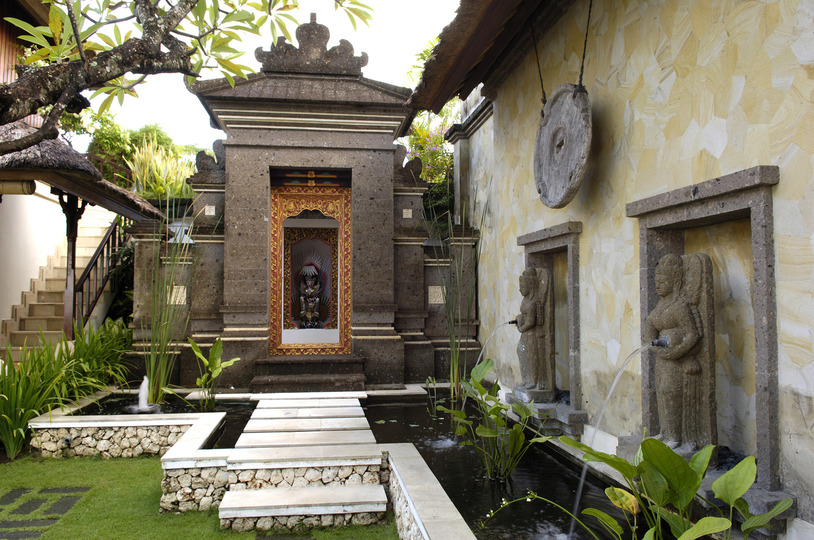 Bali Villa 1005: A Beautiful Sanctuary by the Sea