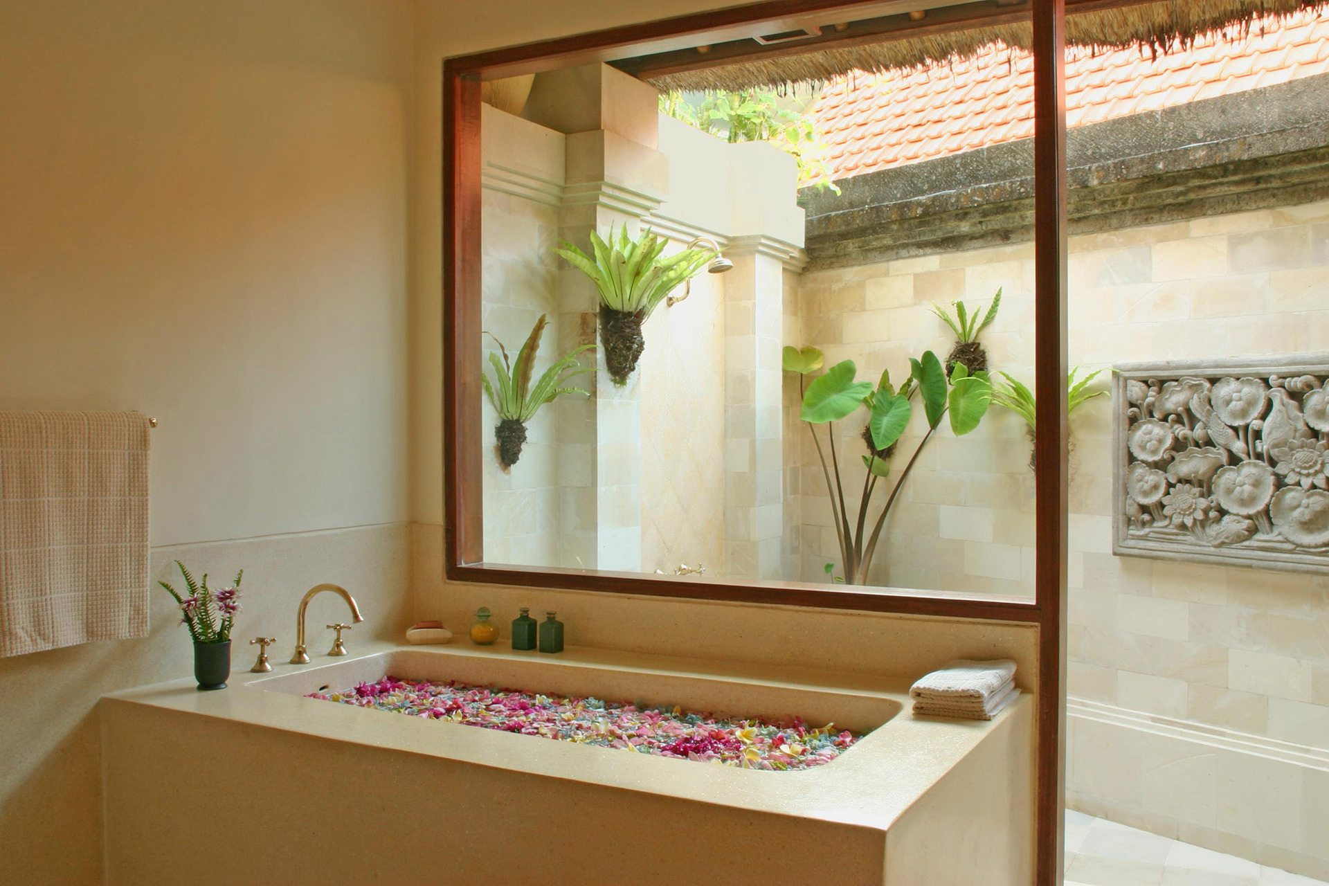 Bali Villa 1005: A Beautiful Sanctuary by the Sea