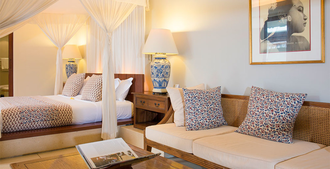 A Luxurious Oasis Steps from the Shore, Bali Villa 1008