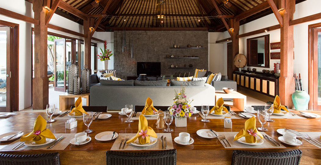 A Luxurious Oasis Steps from the Shore, Bali Villa 1008