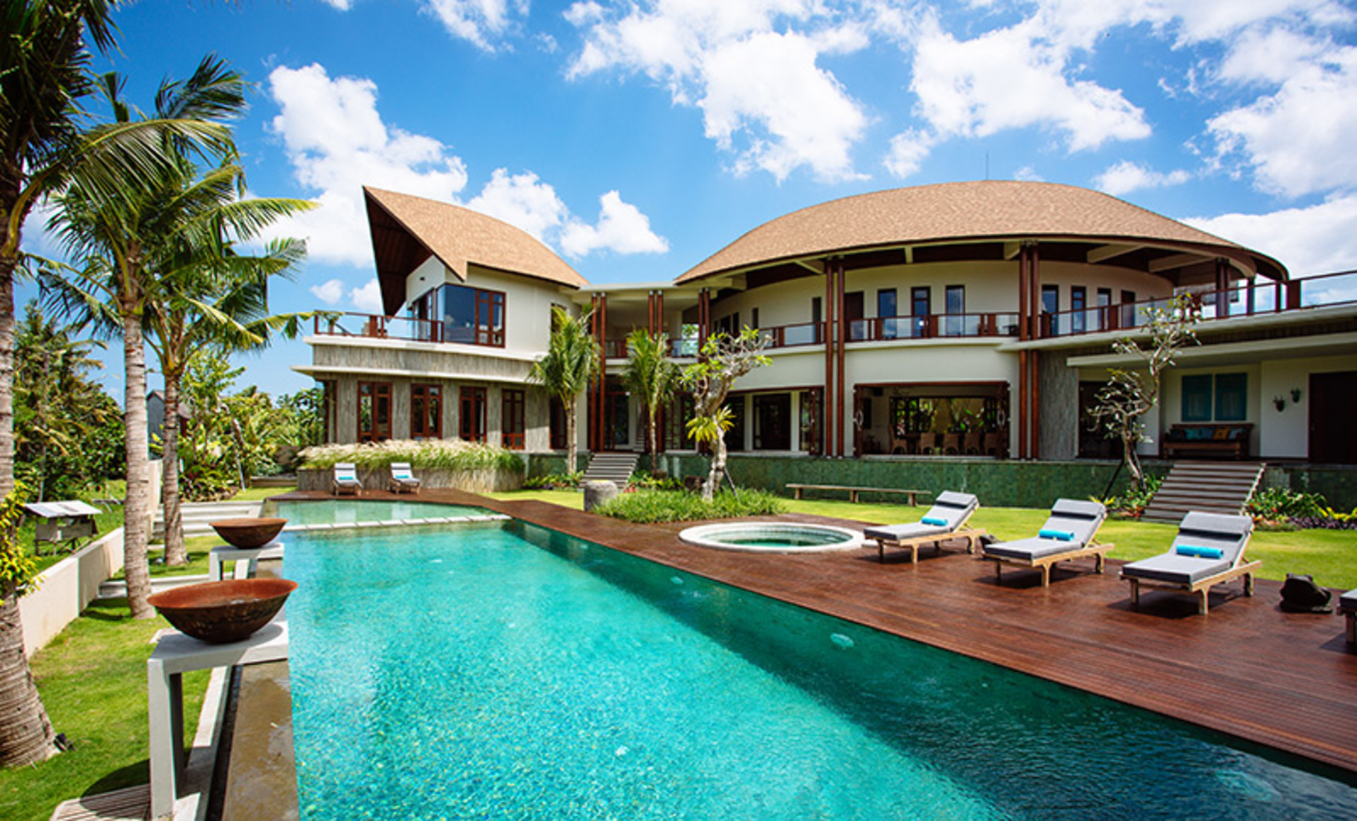 Bali Villa 1009 – 5-Star Escape Near Beach & Rice Fields