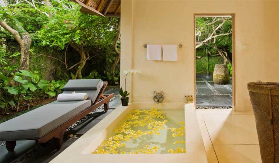 5-Star Beachfront Villa, Bali Villa 1014
