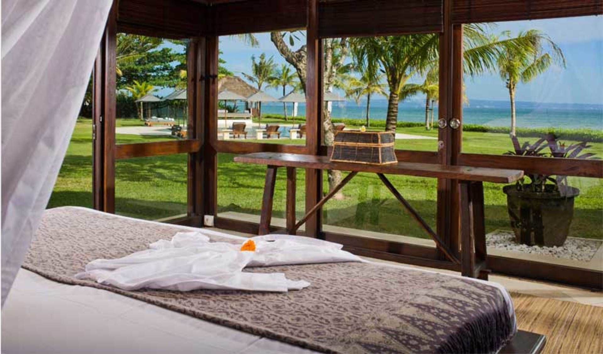 5-Star Beachfront Villa, Bali Villa 1014