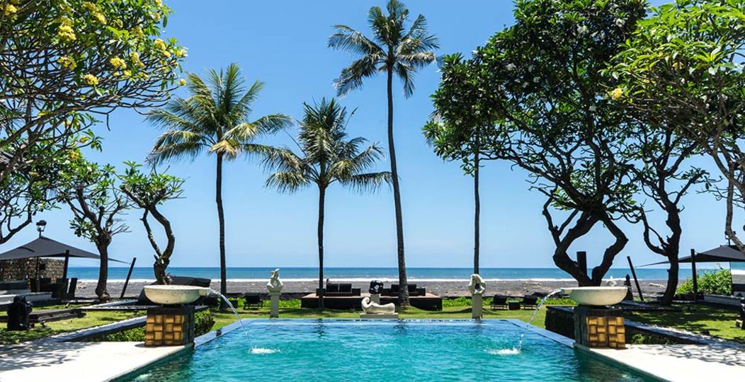 Seaside Serenity with Private Pool – Bali Villa 1016