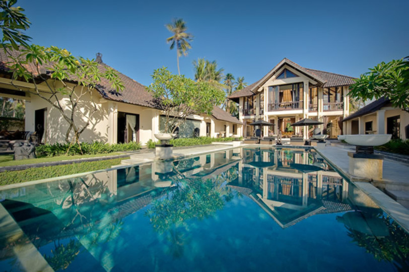 Seaside Serenity with Private Pool – Bali Villa 1016