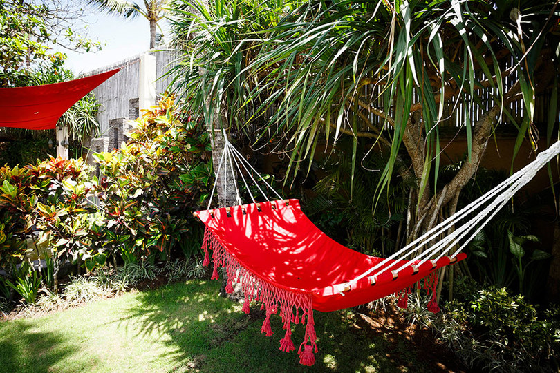 Bali Villa 1023: Ocean Bliss & Poolside Serenity