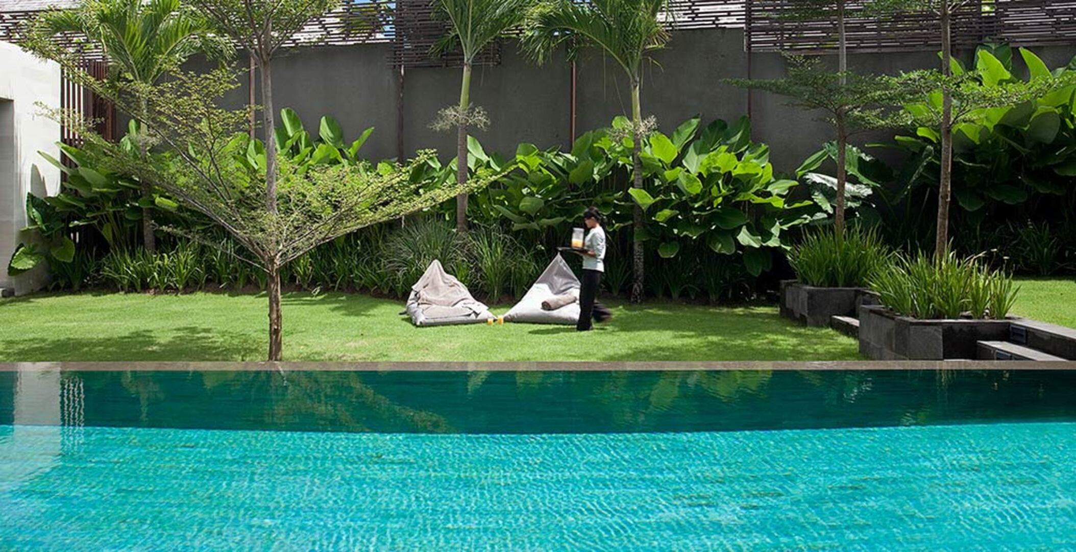 Sanctuary of Green and Glamour – Bali Villa 1024