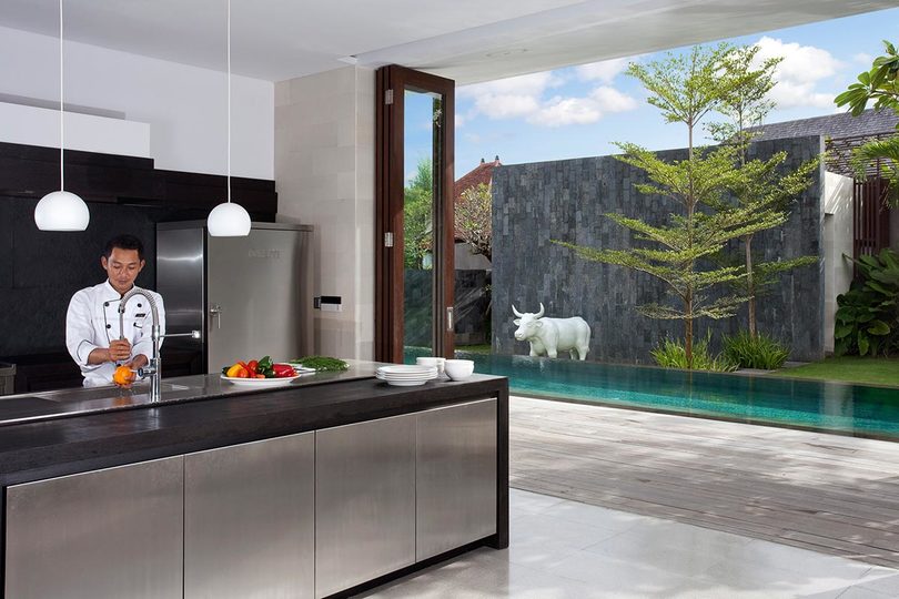 Sanctuary of Green and Glamour – Bali Villa 1024