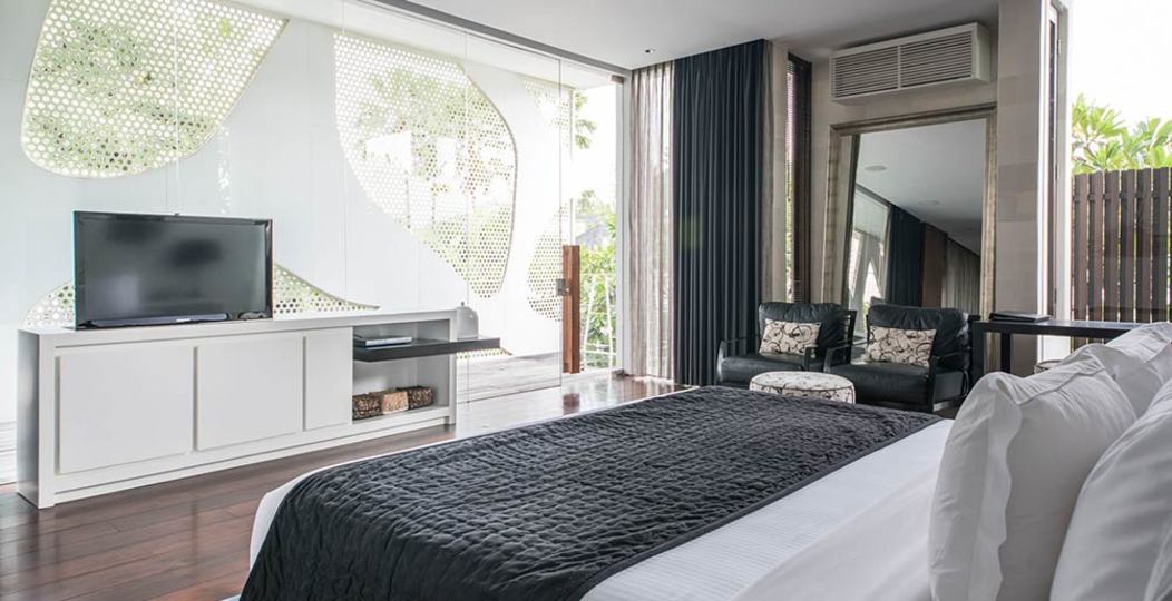 Sanctuary of Green and Glamour – Bali Villa 1024