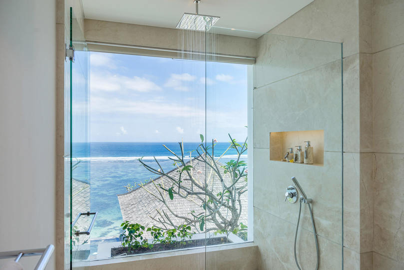 Ultimate 5-Star Hideaway with Ocean Views – Bali Villa 1027