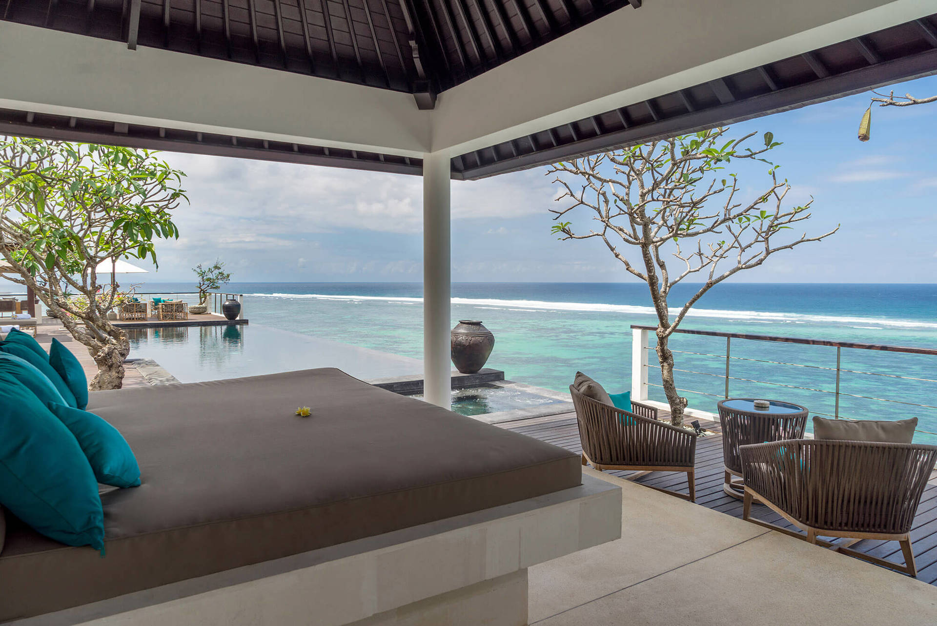 Ultimate 5-Star Hideaway with Ocean Views – Bali Villa 1027