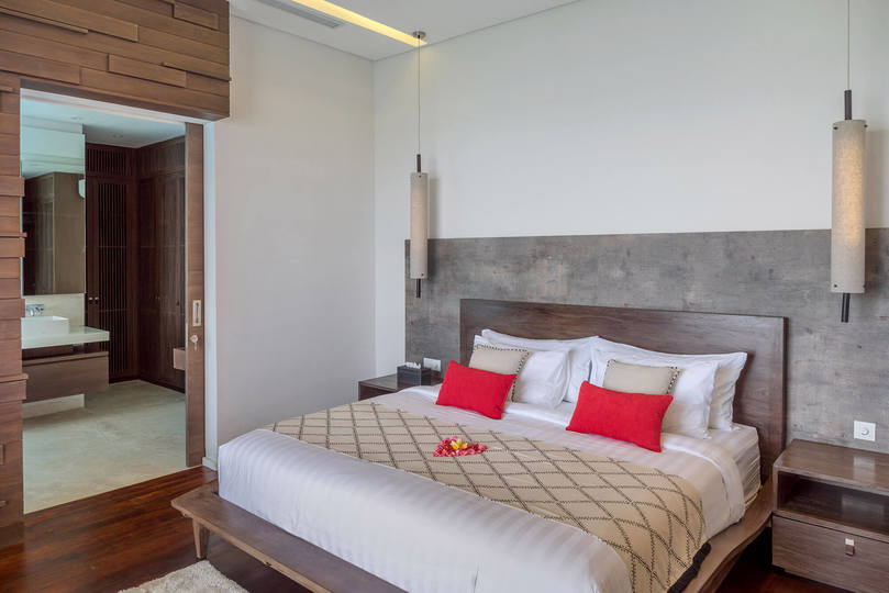 Ultimate 5-Star Hideaway with Ocean Views – Bali Villa 1027