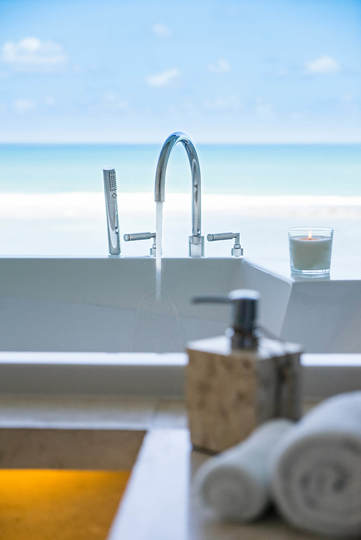 Ultimate 5-Star Hideaway with Ocean Views – Bali Villa 1027