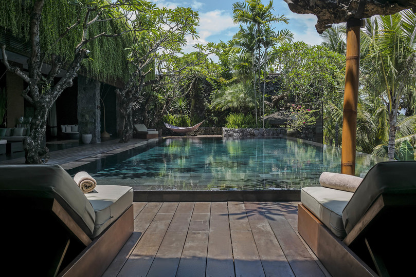 Luxury Villa Escape with Exceptional Staff – 1028
