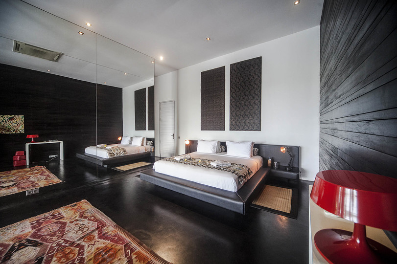 Luxury Villa Escape with Exceptional Staff – 1028