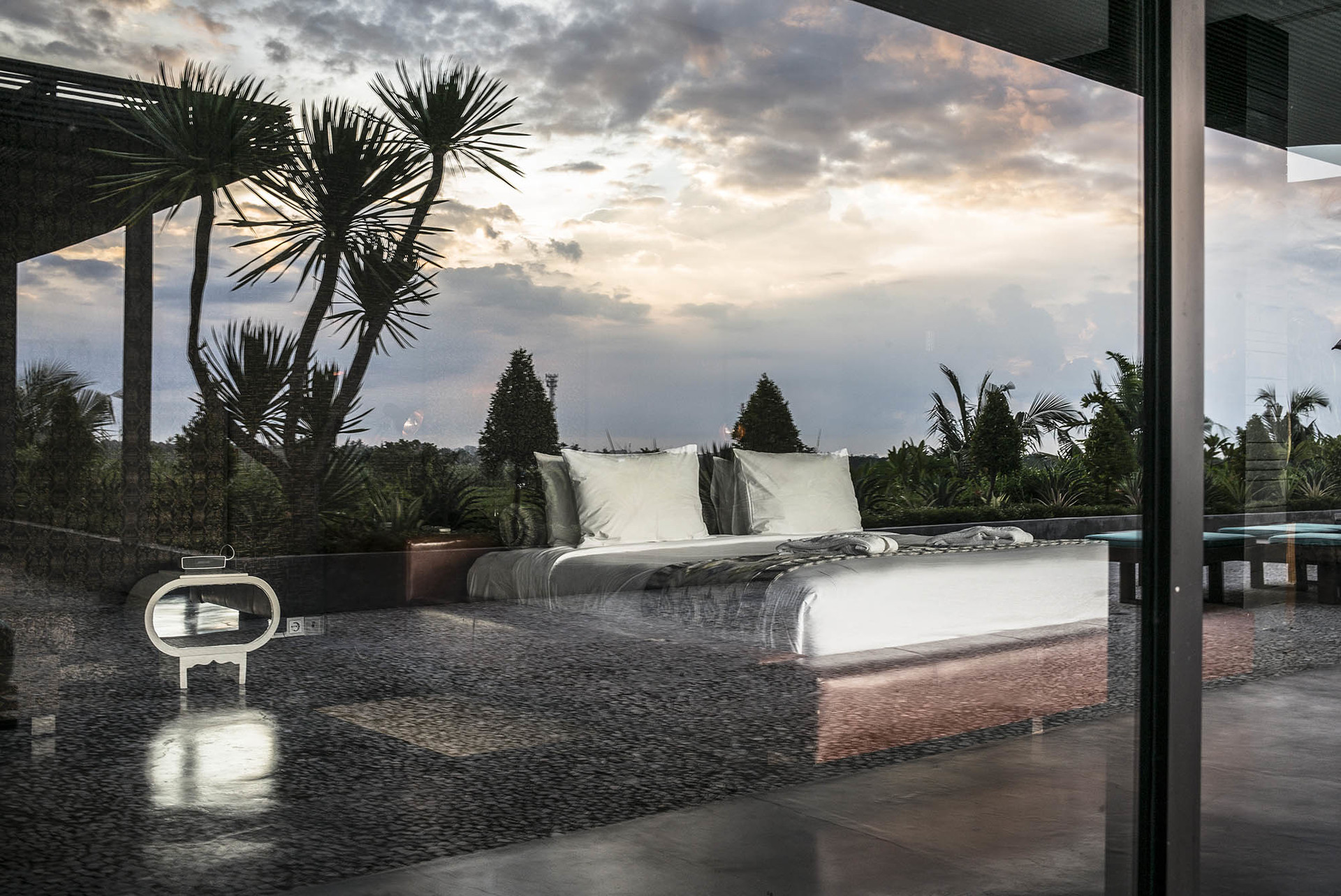 Luxury Villa Escape with Exceptional Staff – 1028