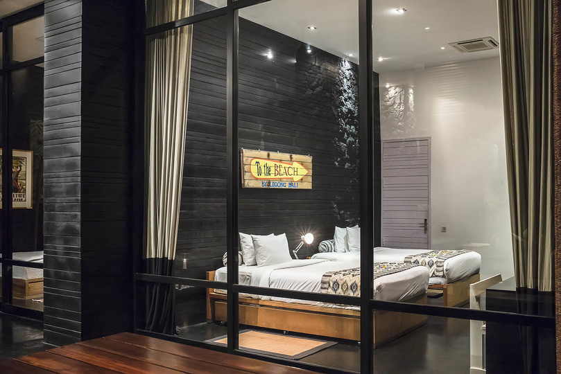 Luxury Villa Escape with Exceptional Staff – 1028