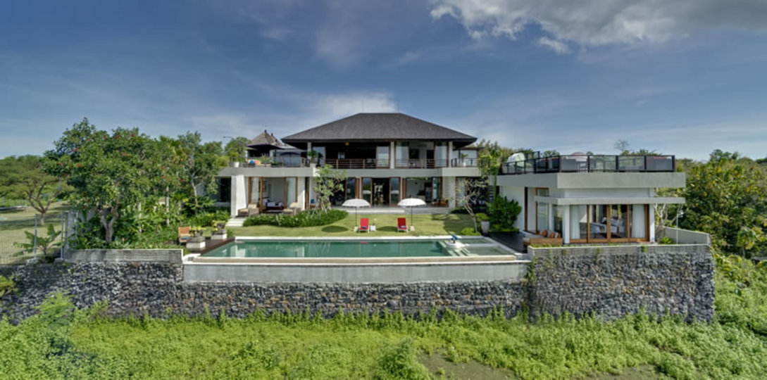 Bali Villa 1029: Where Luxury Meets the Sky
