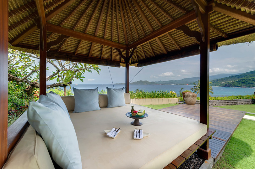 Scenic Hilltop Escape with Private Pool – Bali Villa 1030