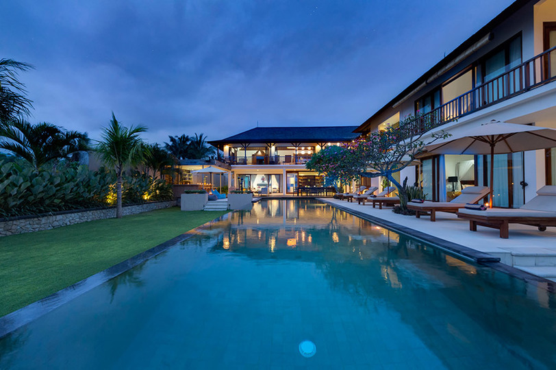 Scenic Hilltop Escape with Private Pool – Bali Villa 1030