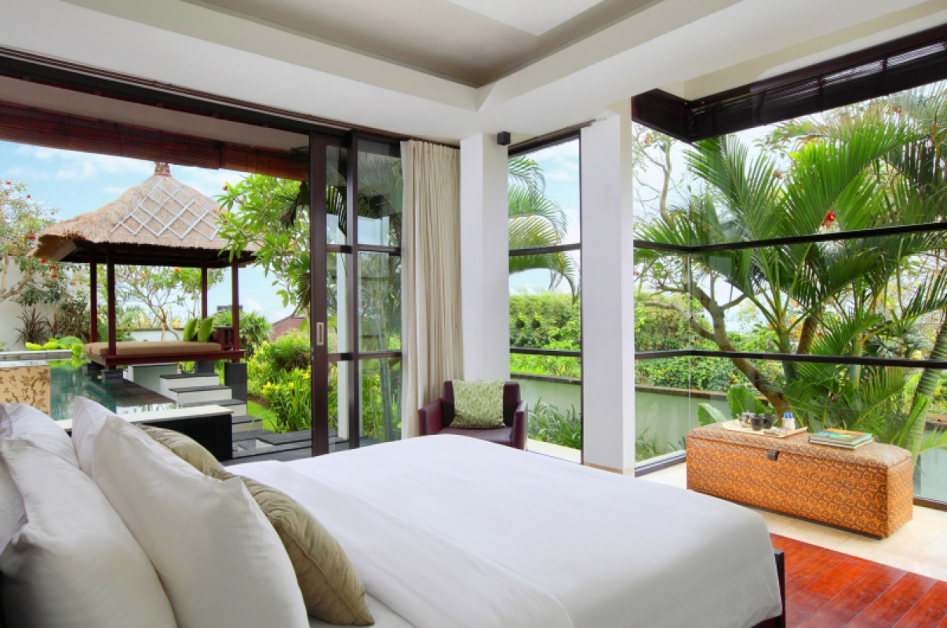Elegant Cliffside Villa with Breathtaking Views – Bali Villa 1031