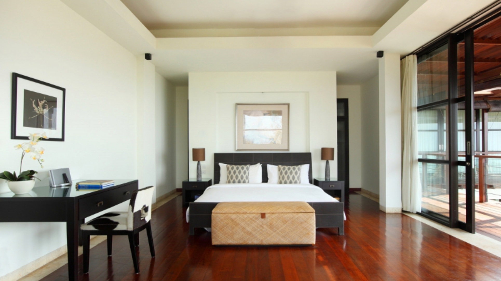 Elegant Cliffside Villa with Breathtaking Views – Bali Villa 1031