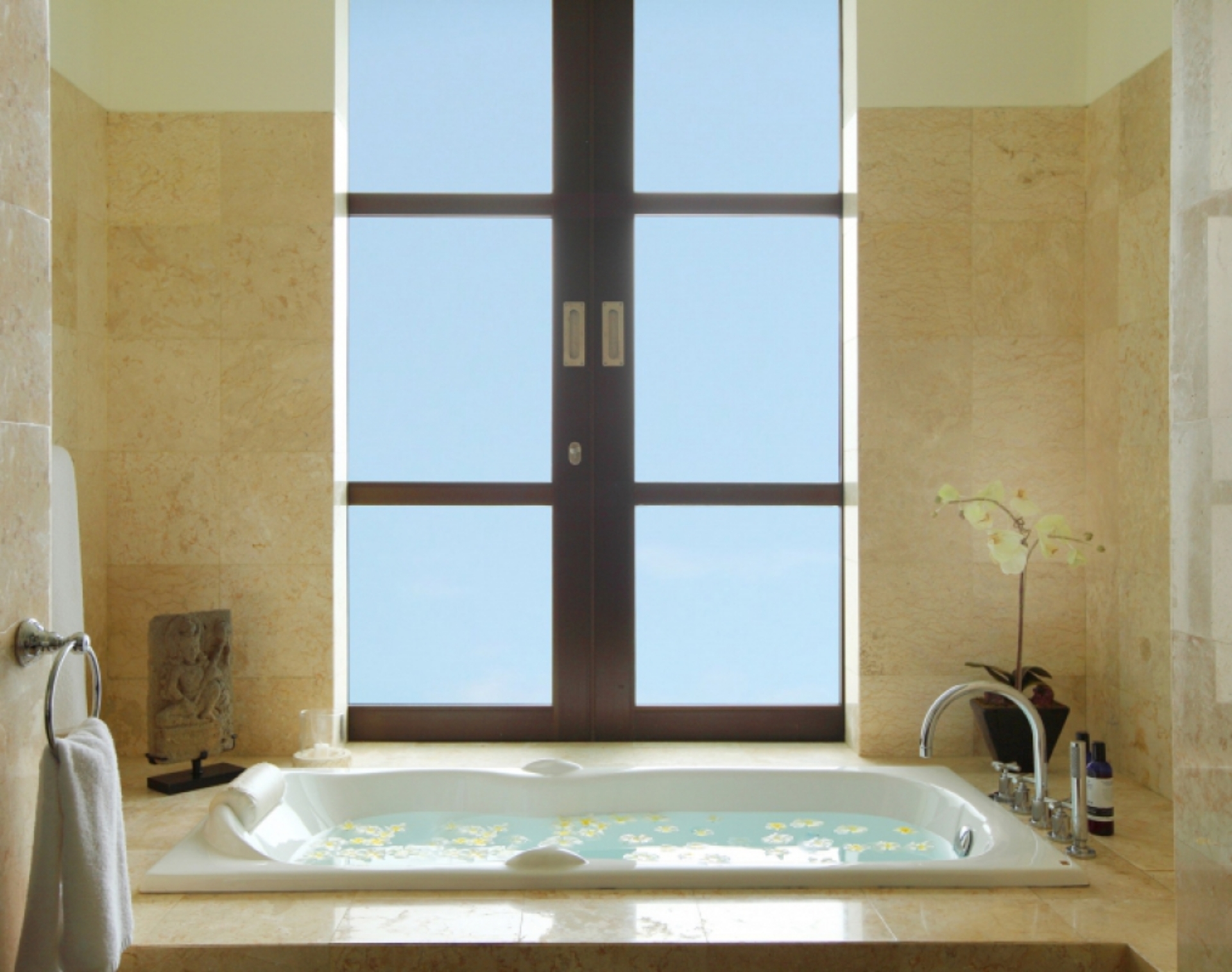 Elegant Cliffside Villa with Breathtaking Views – Bali Villa 1031