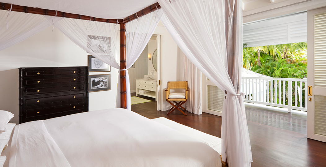 Rent a Luxury Villa in Bali Close to the Beach, Bali Villa 1037