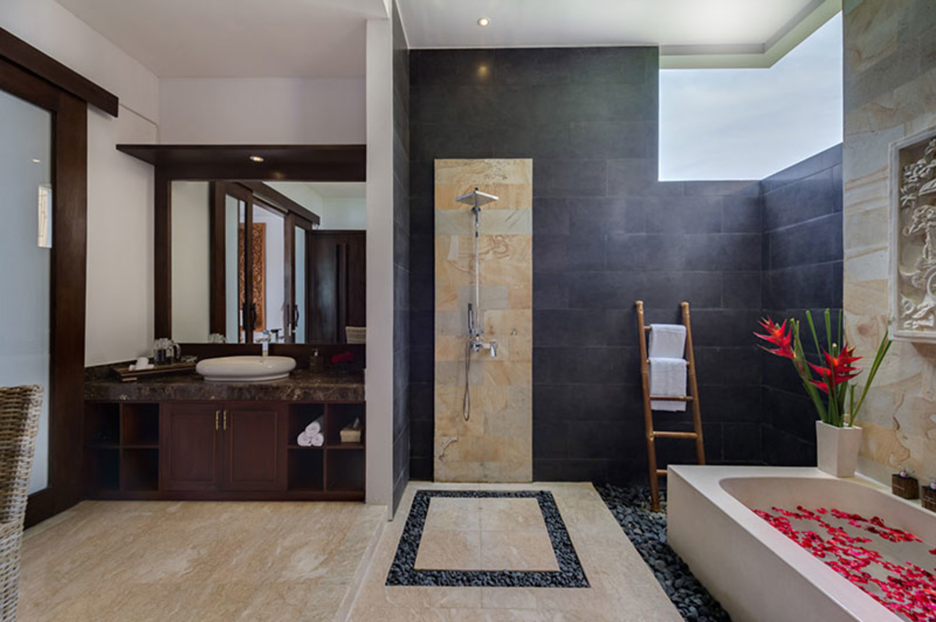 Luxury Ocean-View Retreat in Canggu – Bali Villa 1038