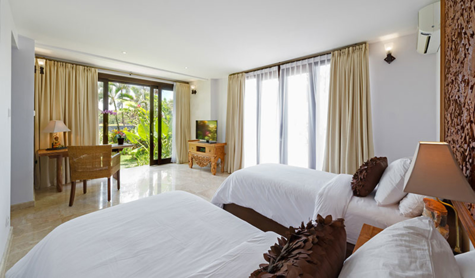 Luxury Ocean-View Retreat in Canggu – Bali Villa 1038