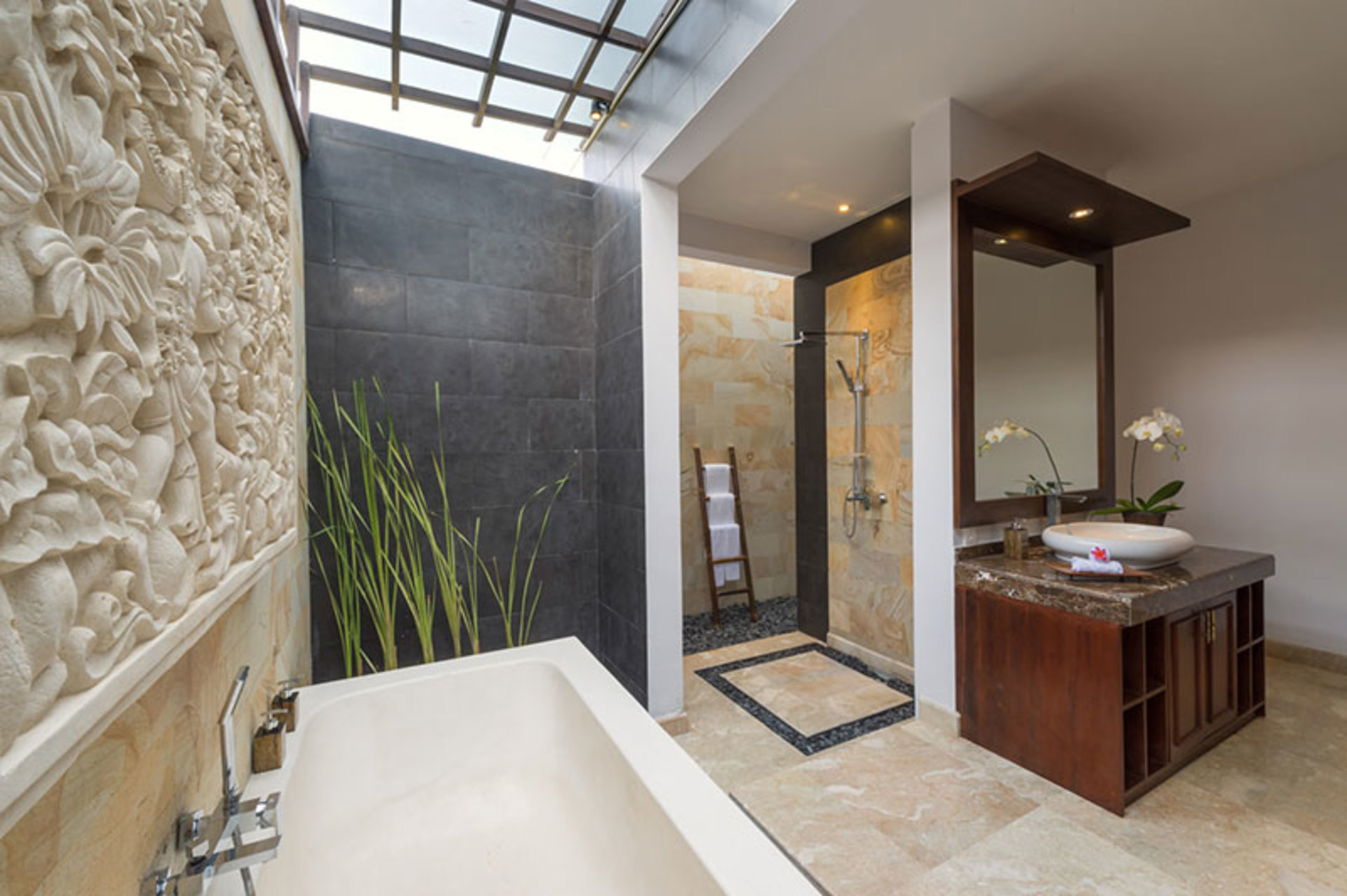 Luxury Ocean-View Retreat in Canggu – Bali Villa 1038