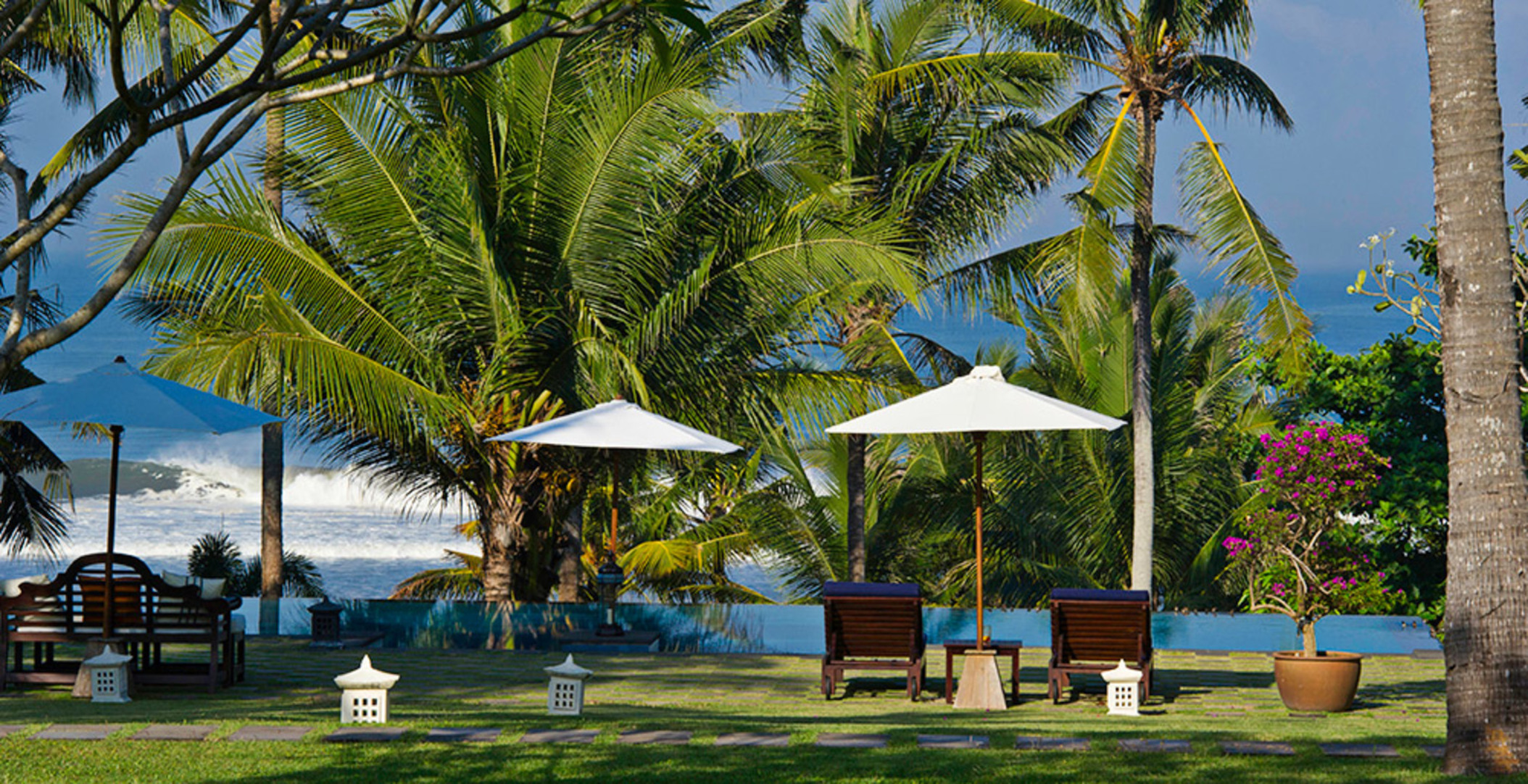 Private Beachside Escape with Lush Grounds – Bali Villa 1044