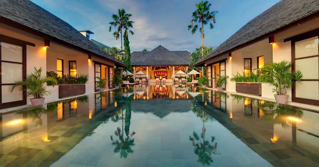 Elegance in Every Sunset – Bali Villa 1047