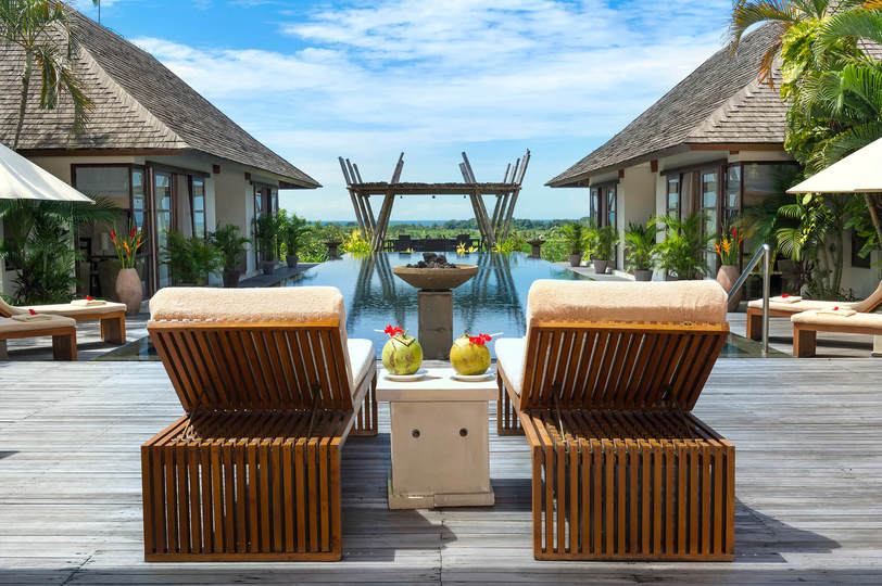 Elegance in Every Sunset – Bali Villa 1047