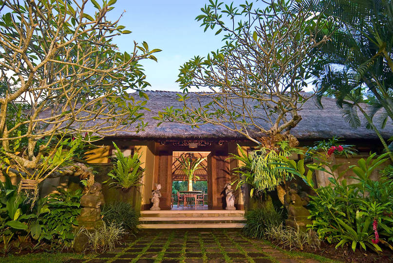 Luxury Hillside Retreat with Private Pool – Bali Villa 1049