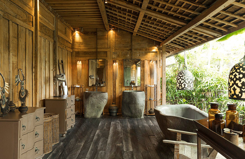 Seaside Luxury with Cultural Charm – Bali Villa 1054