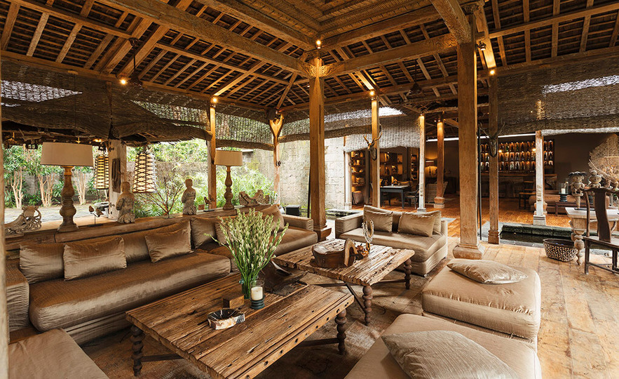 Seaside Luxury with Cultural Charm – Bali Villa 1054