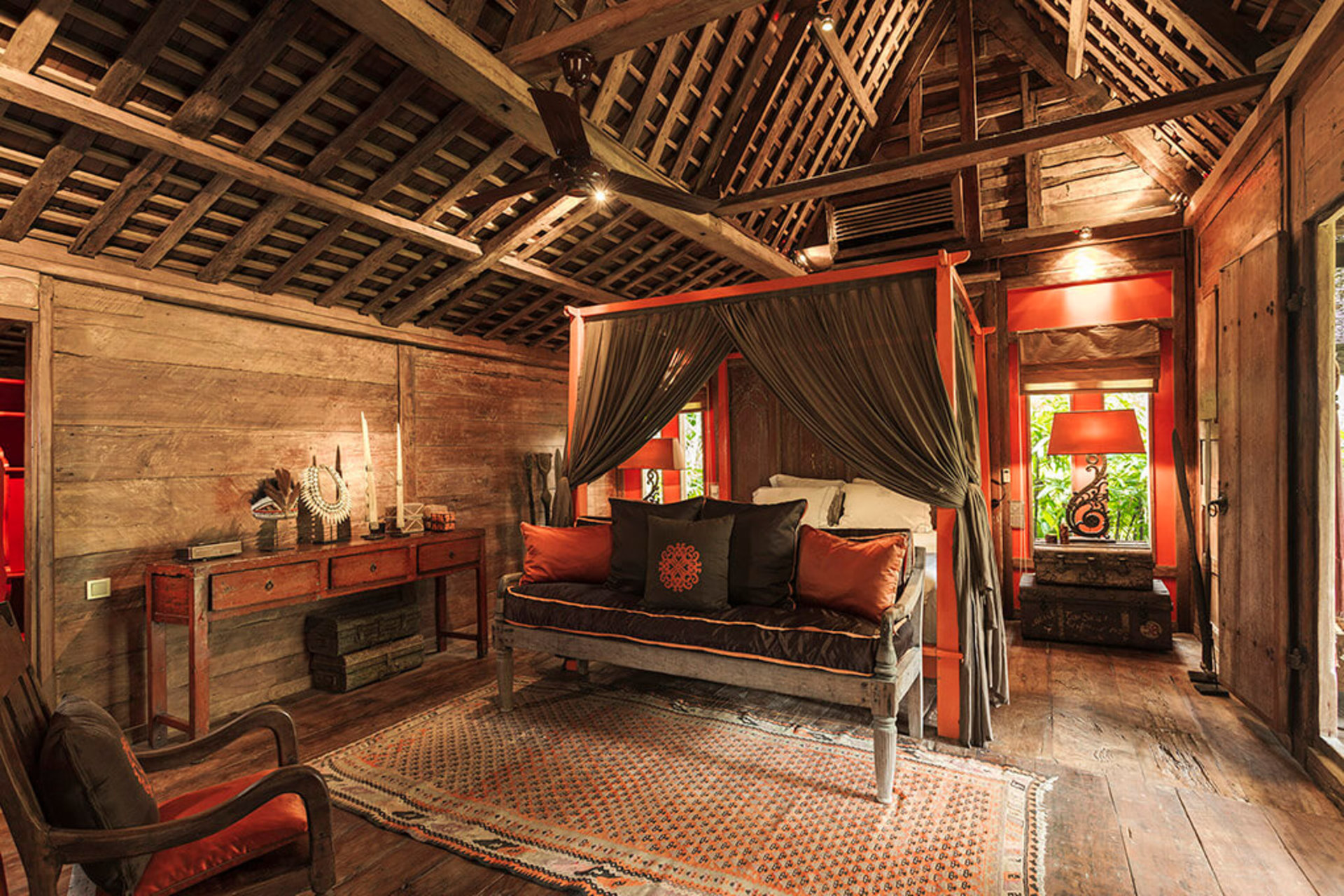 Seaside Luxury with Cultural Charm – Bali Villa 1054