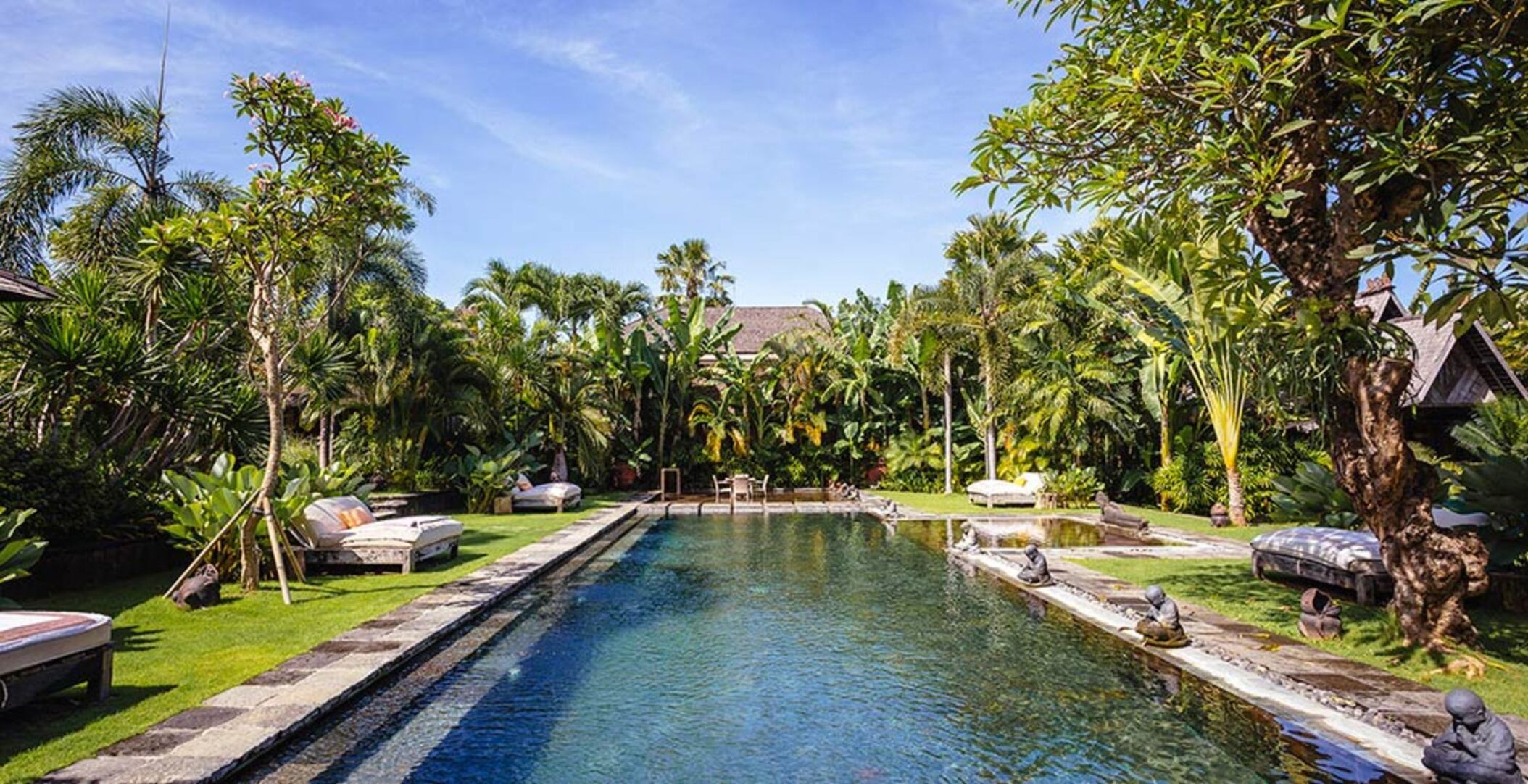 Seaside Luxury with Cultural Charm – Bali Villa 1054
