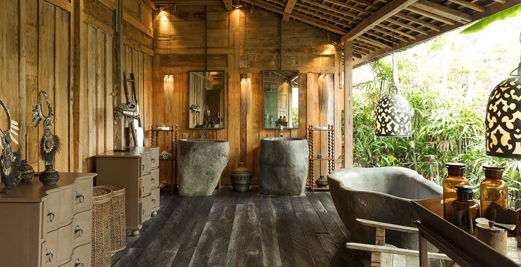 Seaside Luxury with Cultural Charm – Bali Villa 1054