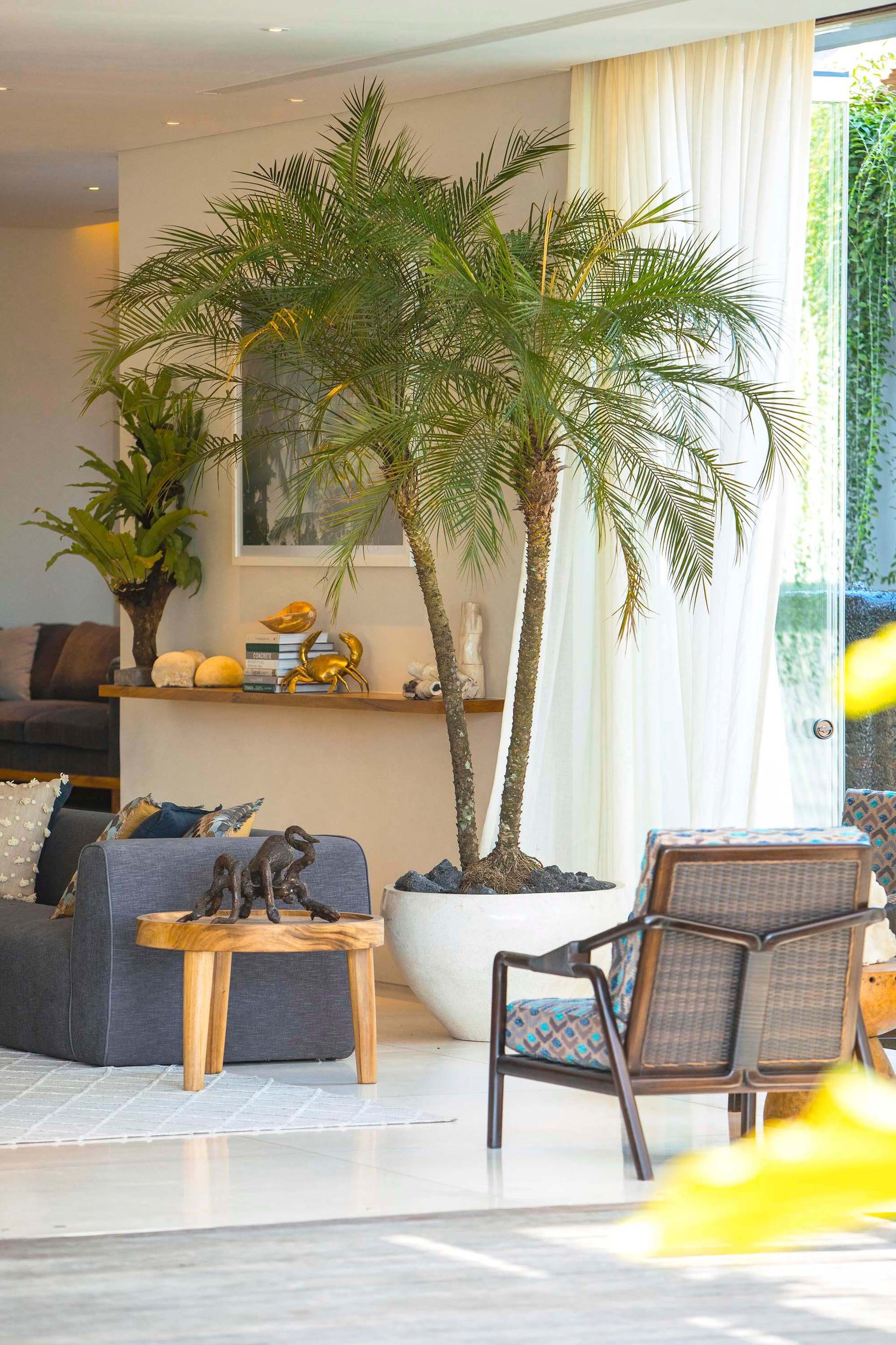 Glamorous Beachside Escape in Seminyak, Bali Villa 1055