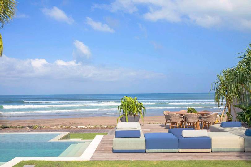 Glamorous Beachside Escape in Seminyak, Bali Villa 1055