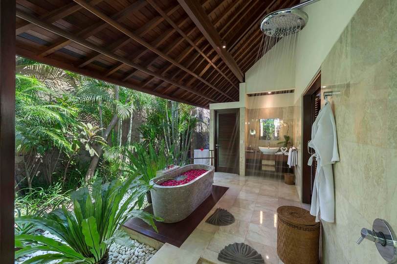 Luxury Tropical Villa with Private Pool, Bali Villa 1057