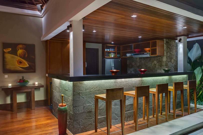 Luxury Tropical Villa with Private Pool, Bali Villa 1057