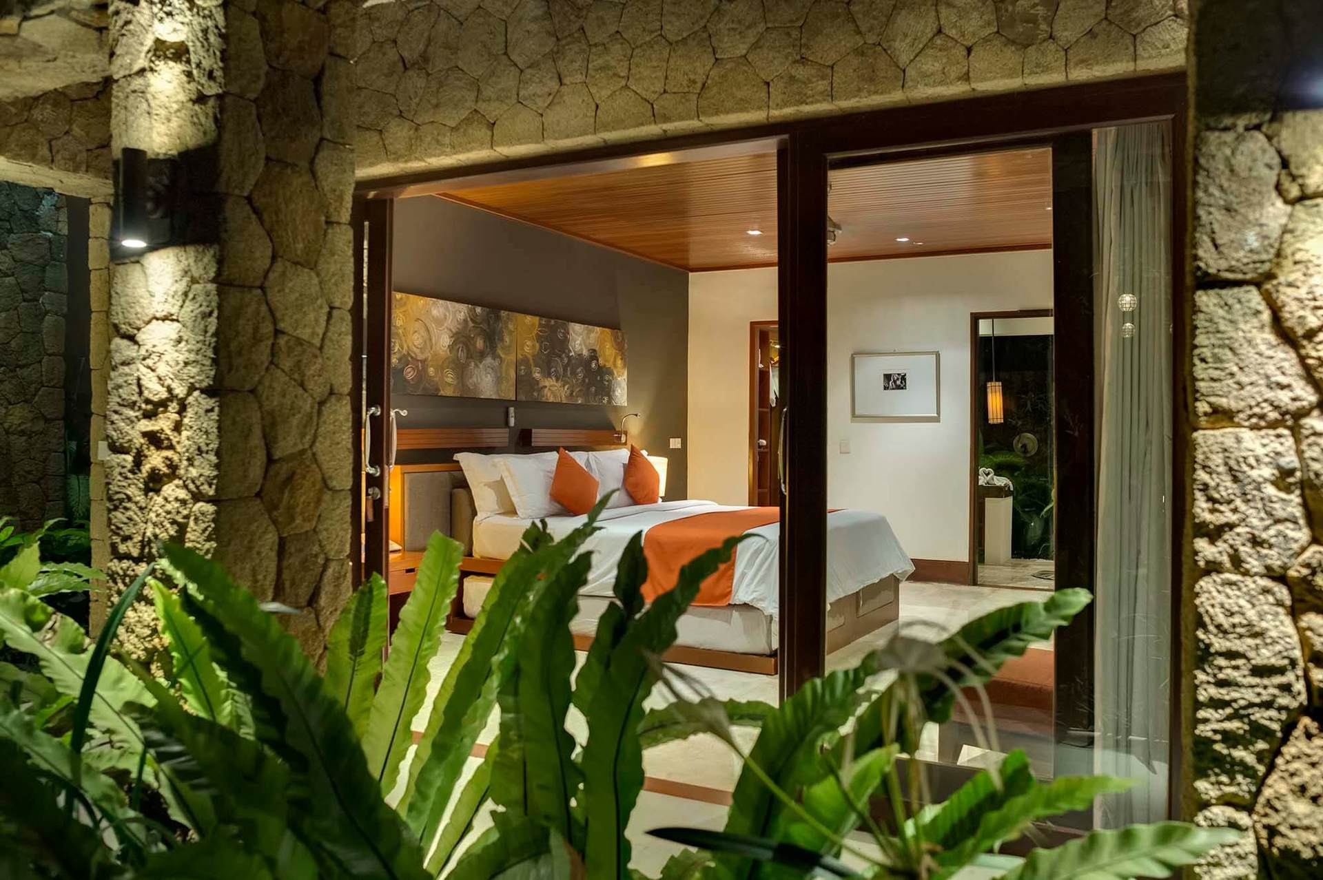 Luxury Tropical Villa with Private Pool, Bali Villa 1057