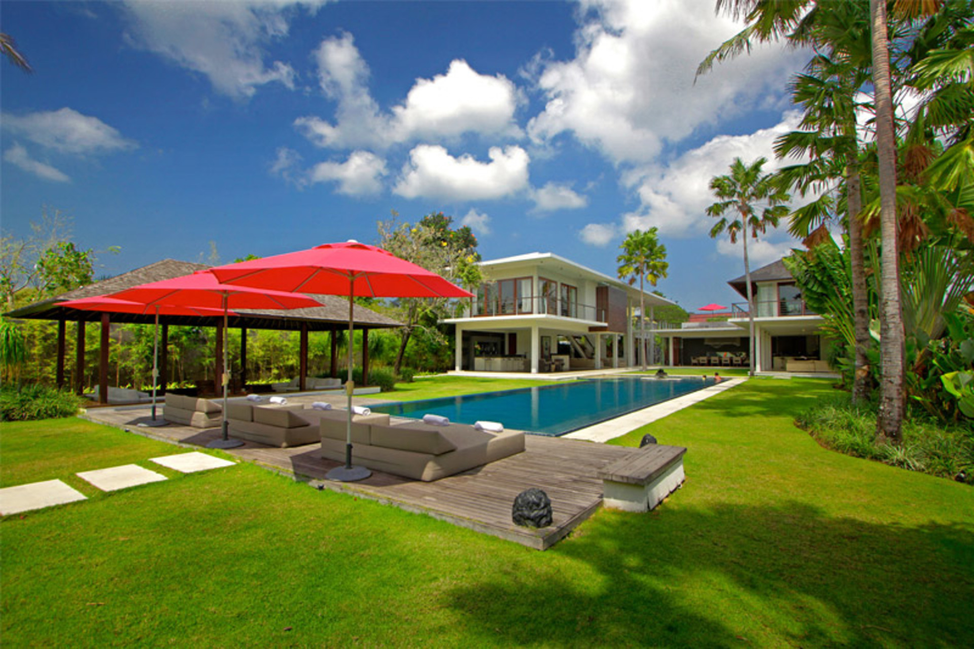 Exclusive Luxury Villa with Pool & Entertainment – Bali Villa 1059