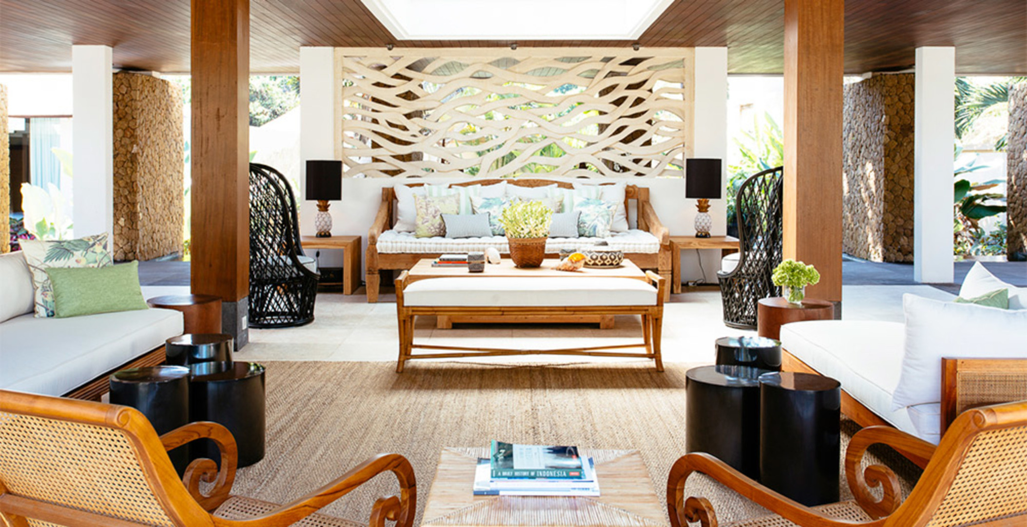 Elegant Tropical Escape –  Bali Villa 1063